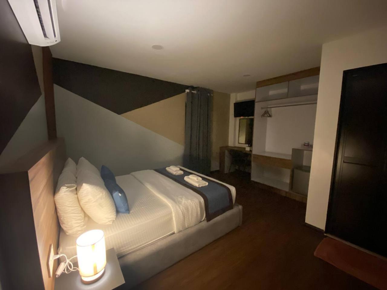 Assalam Hotel Kota Bharu Esterno foto