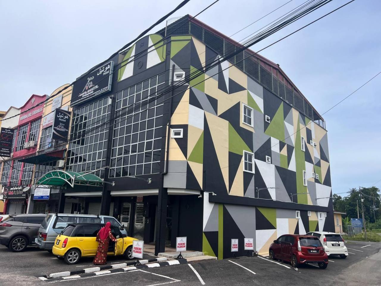 Assalam Hotel Kota Bharu Esterno foto