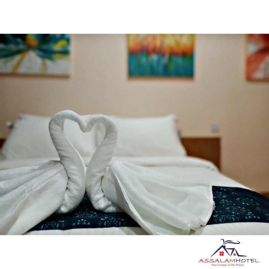 Assalam Hotel Kota Bharu Esterno foto
